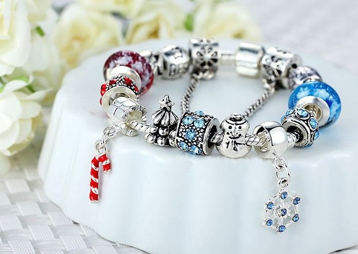 สร้อยข้อมือ Diy สไตล์ Pandora สร้อยข้อมือ แต่ง ชาร์ม ธีม หน้าหนาว Snow man แคนดี้ สีสวย ต้น คริสต์มาส Glass beads แดงสด หิมะด้านใน 745267