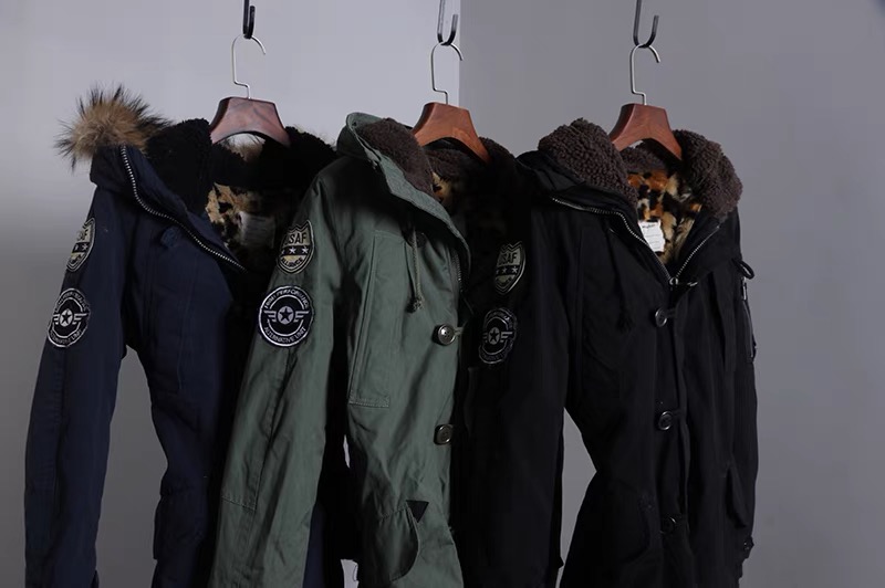 เสื้อกันหนาว ติดฮูท เสื้อcoat แบรนด์ดัง ญี่ปุ่น MOUSSY japan สีฟ้าอ่อน แต่งซับขนอุ่นด้านใน (ขนด้านในถอดใส่ได้ทั้งชิ้นเลยคะ )มีกระดุมSize M/L * ไม่มีขนเฟอร์ปลายหมวกนะคะ* สำเนา สำเนา