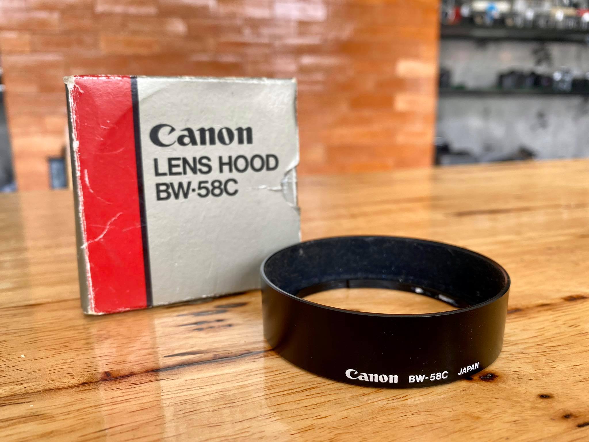 CANON HOOD LENS BW-58C