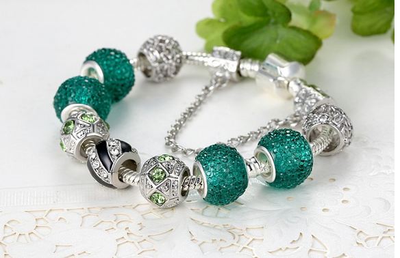 สร้อยข้อมือ Diy สไตล์ Pandora สร้อยข้อมือ วัยรุ่น ไฮโซ ดีไซน์ เก๋ ร้อย Glass Bead สีเขียว มรกต สลับ bead เงิน ฝังคริสตัล 504201