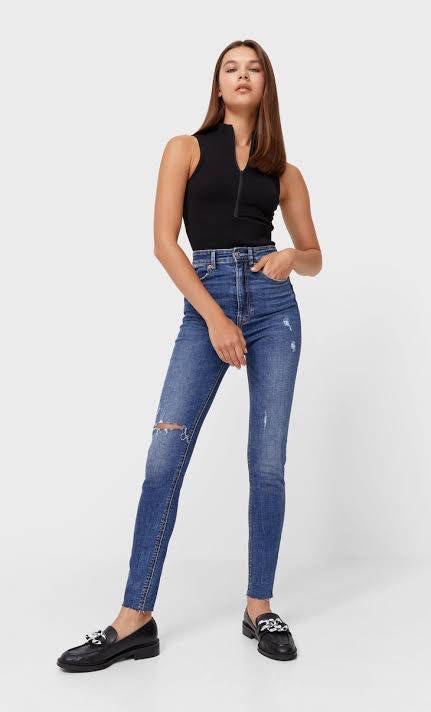Stradivarius กางเกงยีนส์ฟอก STRADIVARIUS เอวสูง HIGH WAIST สำเนา สำเนา ยีนส์