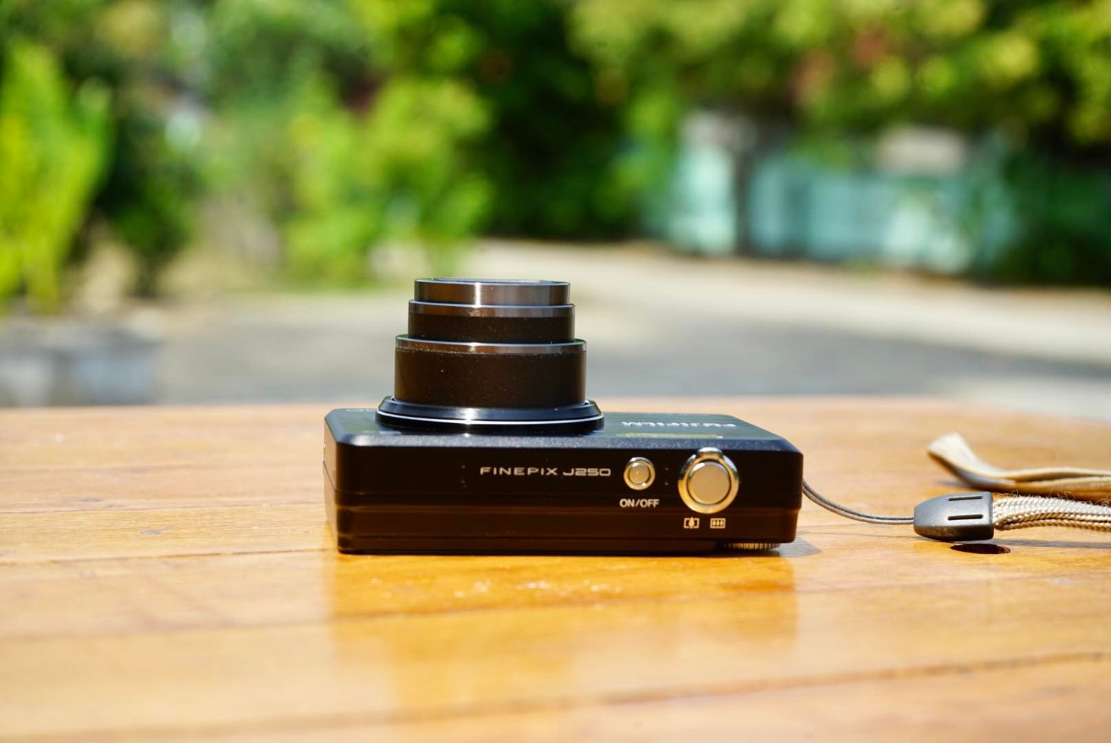 FUJIFILM PINEPIX J250