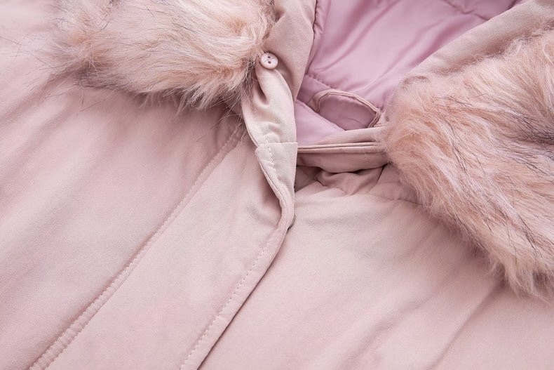 เสื้อโค้ทฮูท BERSHKAกันหนาว Parka สีชมพูอ่อน แต่งขนเฟอร์ ซับขนอุ่นด้านใน (เฟอร์ & ขนอุ่นด้านใน ถอดได้คะ) ดลบได้เลยคะ Size XS/S/M/ L/XL/XXL เขียว
