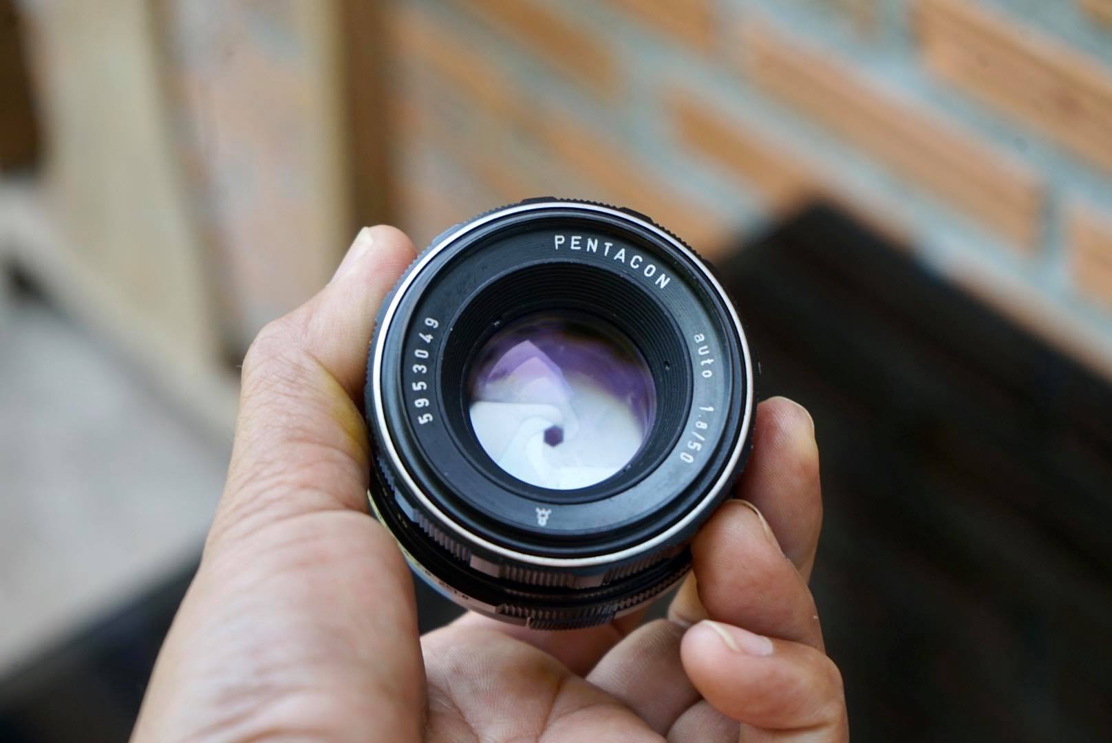 PENTACON AUTO 50MM.F1.8 M42 MOUNT