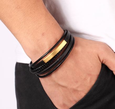 สร้อยข้อมือชาย สาย หนังแท้ ใส่เส้นเดียว เหมือน ใส่หลายเส้น สร้อยข้อมือหนังแท้ วัยรุ่น ยอดนิยม 393229