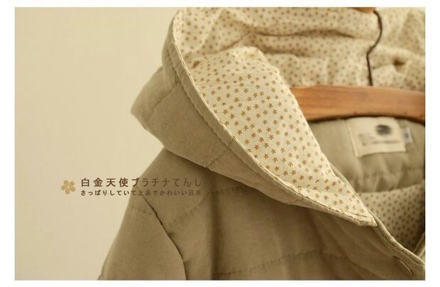 เสื้อกันหนาว เสื้อหนาว บุนวม หมวกฮูท สีชมพู หวาน ด้านในแต่งซับผ้าฝ้าย ลายดอกเหลือง น่ารัก มากๆคะ Size M/L