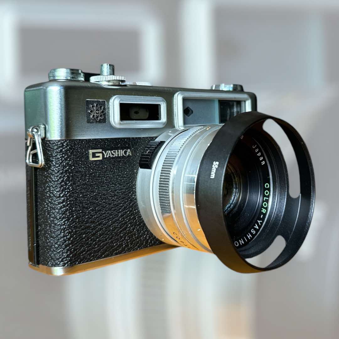 YASHICA ELECTRO 35 GS YASHICA COLOR YASHINON DX 45MM.F1.7