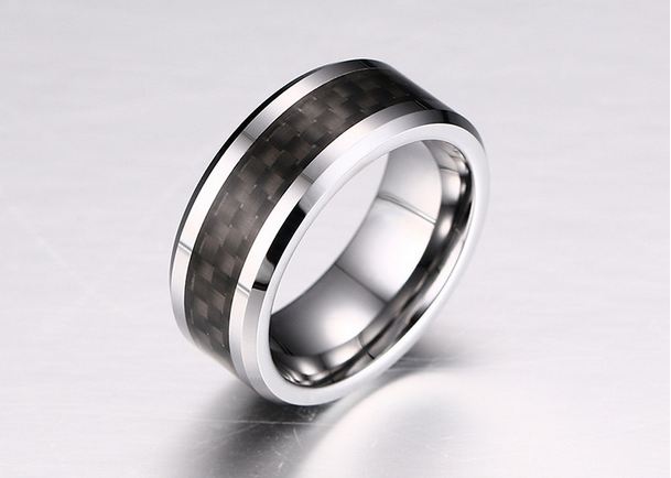 แหวนผู้ชาย แบบเท่ ๆ มีสไตล์ แหวน Tungsten carbide แท้ ดีไซน์ ด้านใน เป็น ลายสกีอต สีดำ แหวนหรู ๆ สำหรับผู้ชาย ใส่ออกงาน เข้ากับสูท 905255