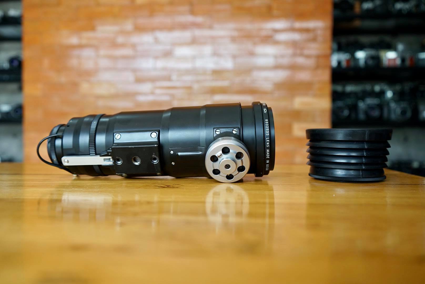 ZENIT TAIR-3S 300MM.F4.5 M42 MOUNT