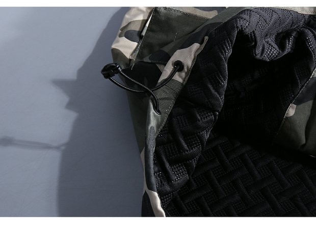 Monocular เสื้อทหาร เสื้อฮู้ดลายพราง เสื้อนอกแนวทหาร แพทเทินสวย เท่ห์มาก คะ monocular ลายพราง