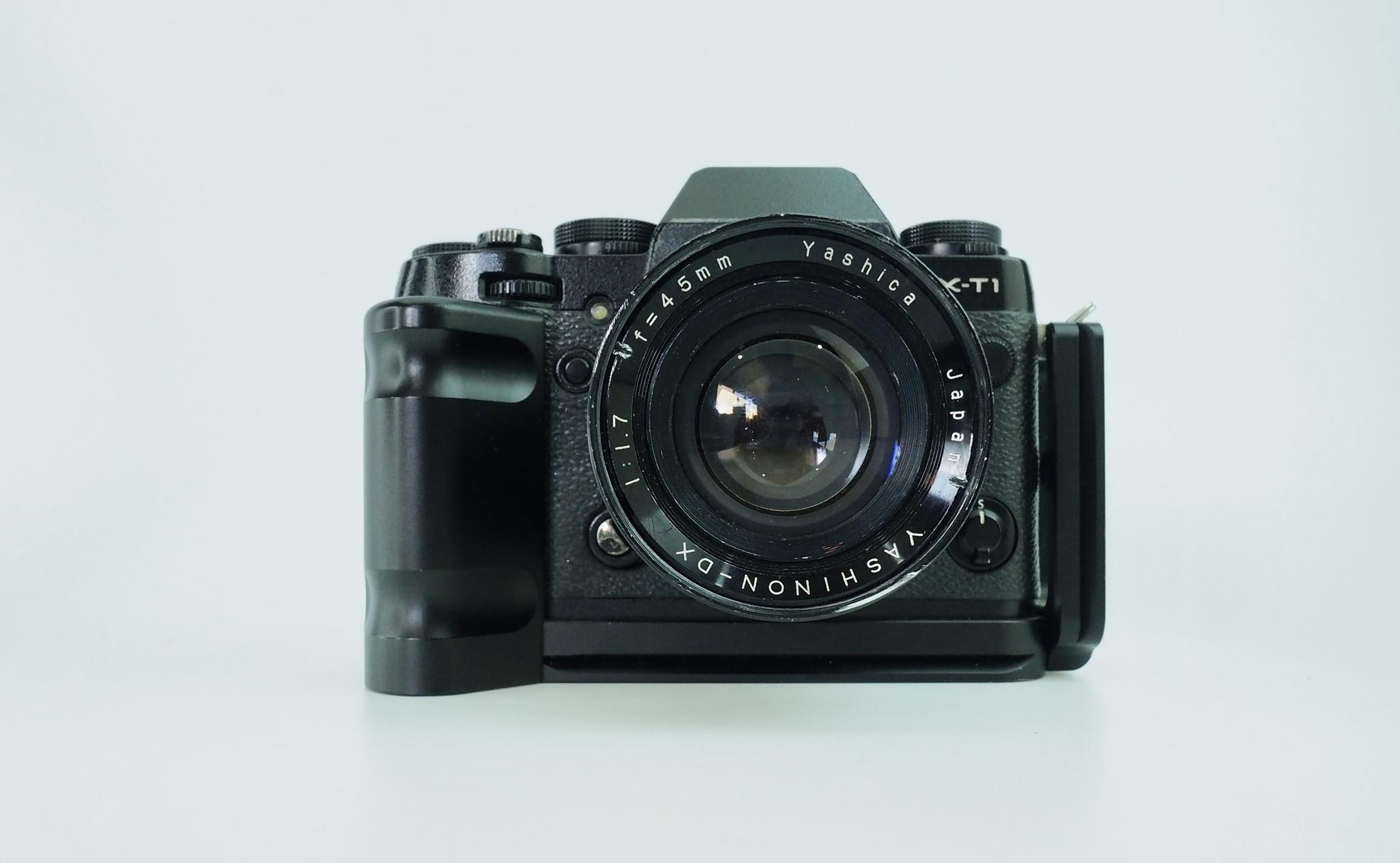 YASHICA YASHINON-DX 45MM.F1.7 MODIFIED FUJIFILM FX MOUNT