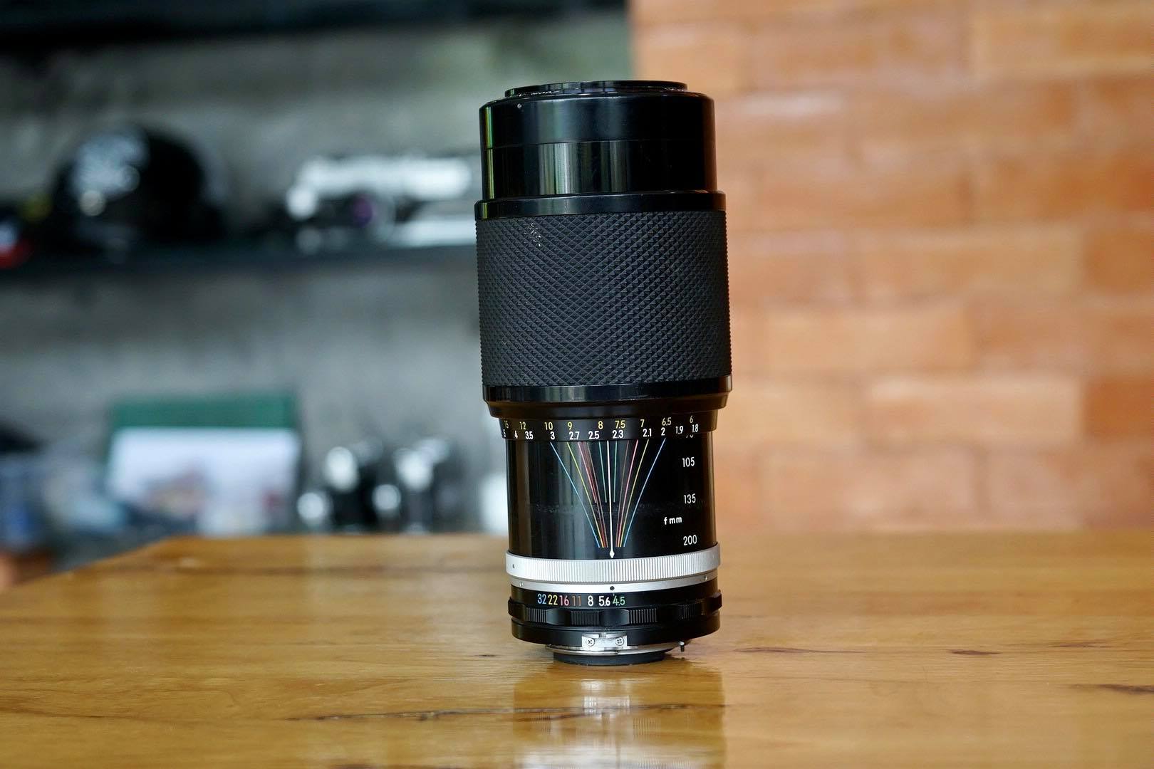 NIKON ZOOM-NIKKOR.C AUTO 80-200MM.F4.5