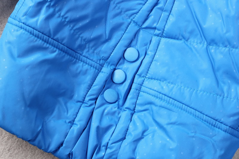 เสื้อหนาว ผ้าโพลีเอสเตอร์ สีชมพู แต่งhttp://www.modernonhand.com/manage/inventory/product/new/หมวกฮูท แต่งระบายขอบ น่ารักๆคะ