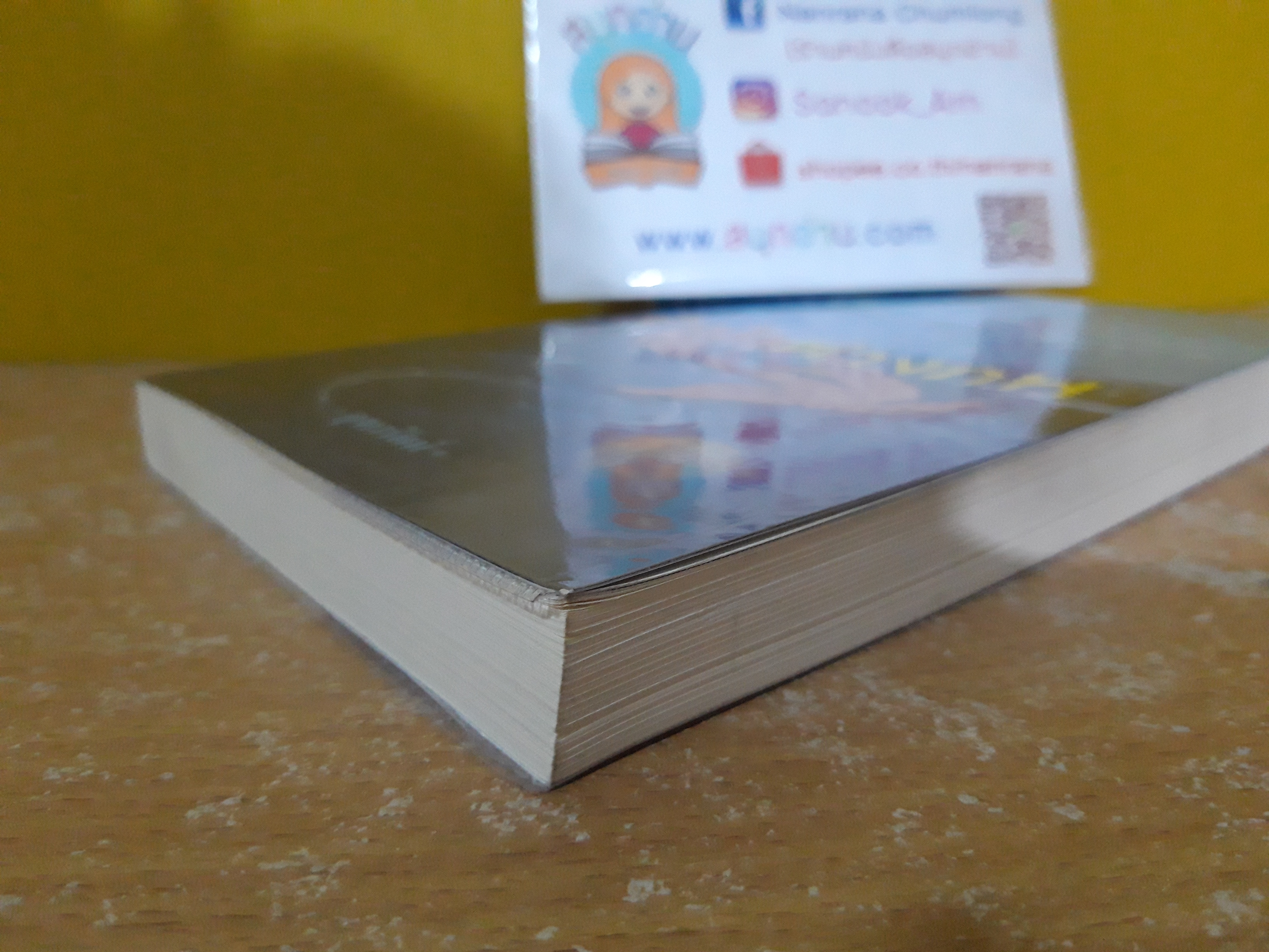 ลำนำต่างภพ / จุฑารัตน์