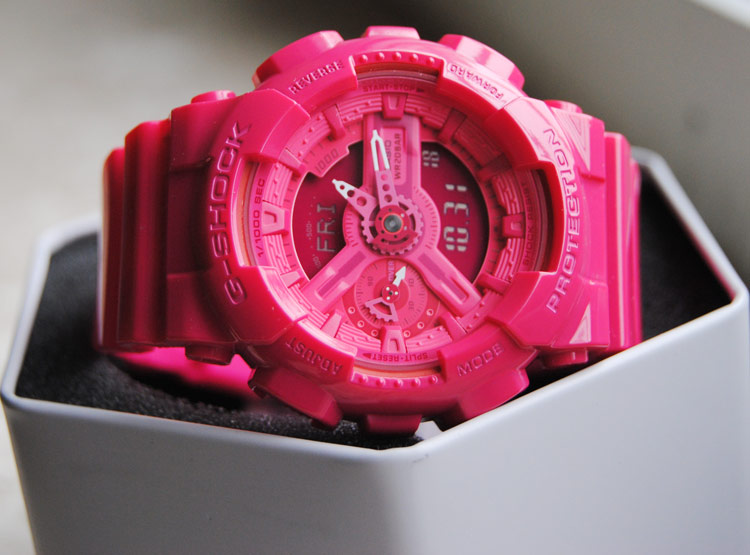 CASIO G-SHOCK นาฬิกาข้อมือ นาฬิกากันน้ำ นาฬิกาของแท้ ประกันศูนย์ CMG 1 ปี รุ่น GMA-S110CC-4 นาฬิกาสีชมพู