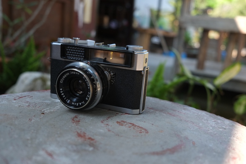 OLYMPUS AUTO EYE D.ZUIKO 45MM.F2.8