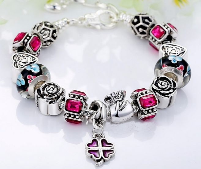 สร้อยข้อมือ Diy สร้อยข้อมือ Charm สไตล์ Pandora ร้อย Glass Beads สีดำ สลับ บีด รูป ถุงเงิน ดอกกุหลาบ ห้อยจี้ ดอกโคลเว่อร์ ของขวัญให้แฟน 87428