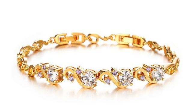 สร้อยข้อมือทอง ฝังเพชร CZ AAA ทอง 18 K เส้นกำลังดี ติดพลอยเม็ดเล็ก เพิ่มความหรูหรา ดีไซน์ โค้งสลับ ของขวัญให้แฟน ใส่ออกงาน สวยหรู 906518