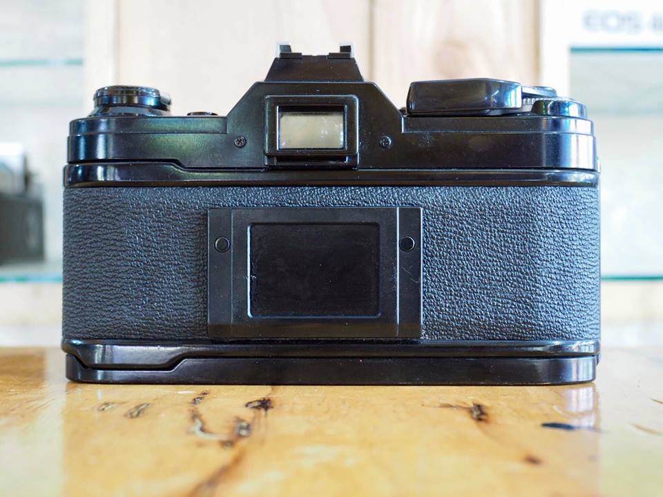 CANON AE-1 CANON LENS FD 28MM.F2.8