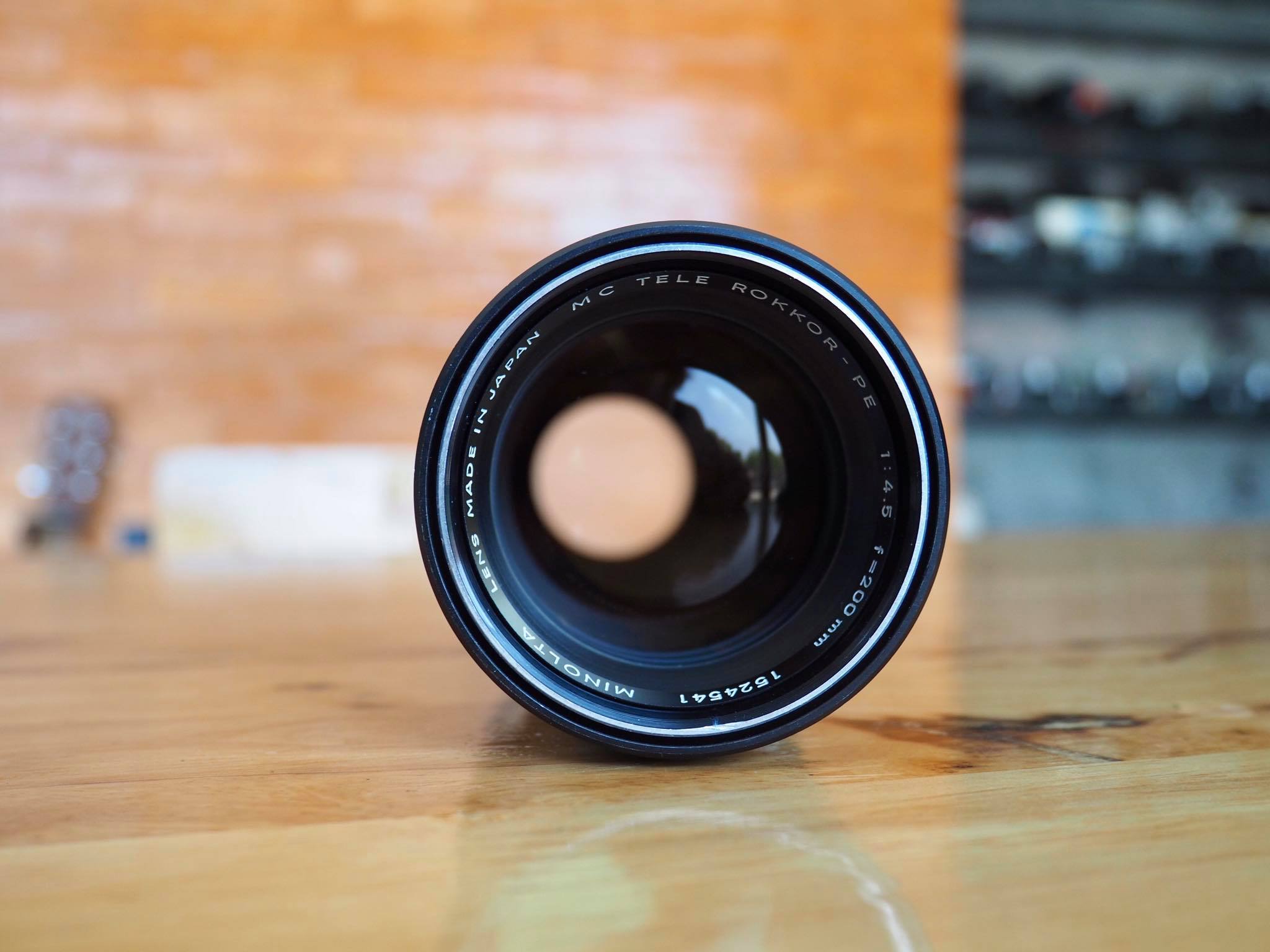 MINOLTA MC TELE ROKKOR-PE 200MM. F.4.5 MD MOUNT