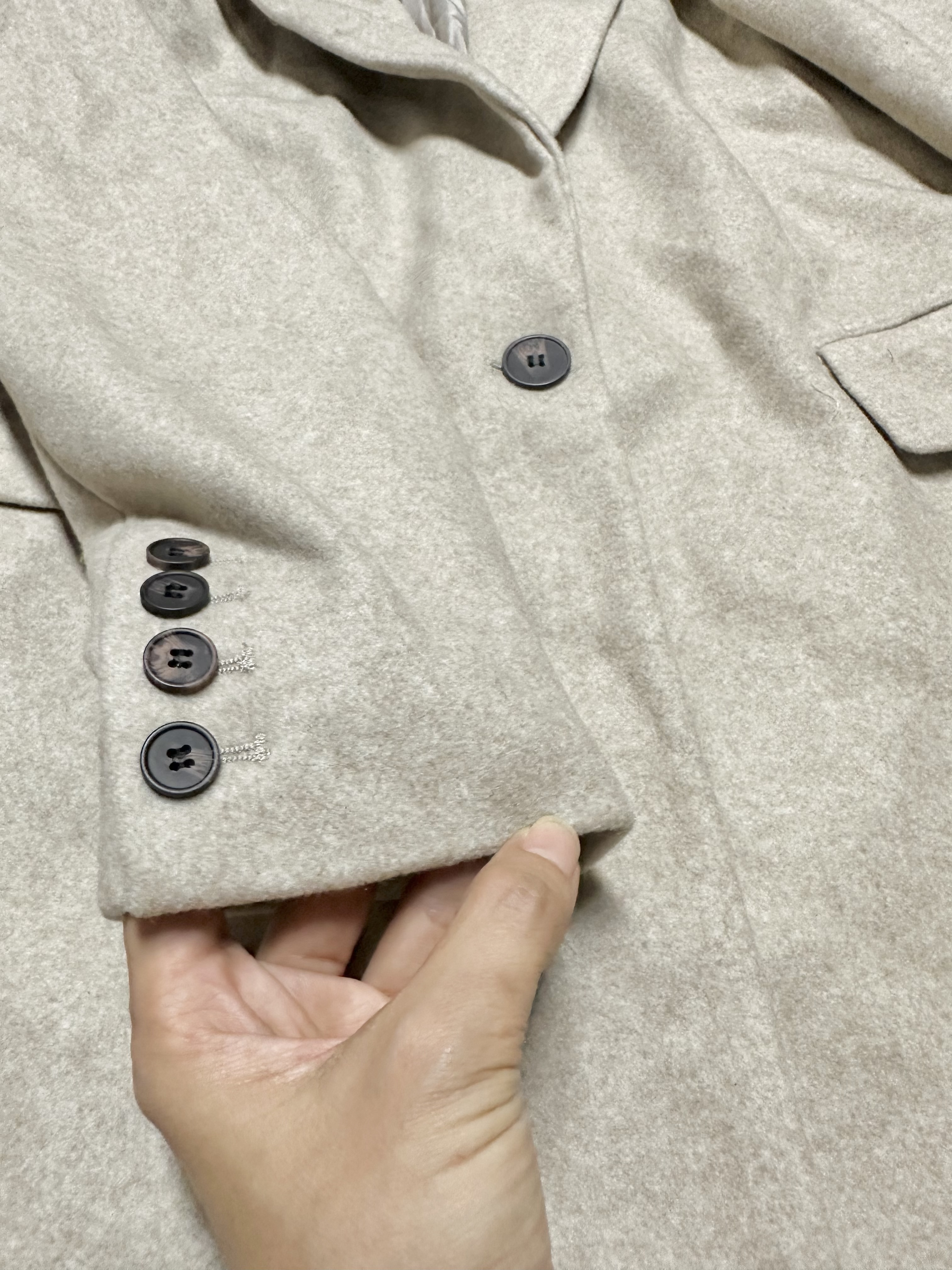 เสื้อโค้ทวูล Trench coat เสื้อโค้ทเฟอร์ โค้ทสักหลาดสีเบจ แบรนด์ Primark สำเนา สำเนา สำเนา สำเนา สำเนา สำเนา