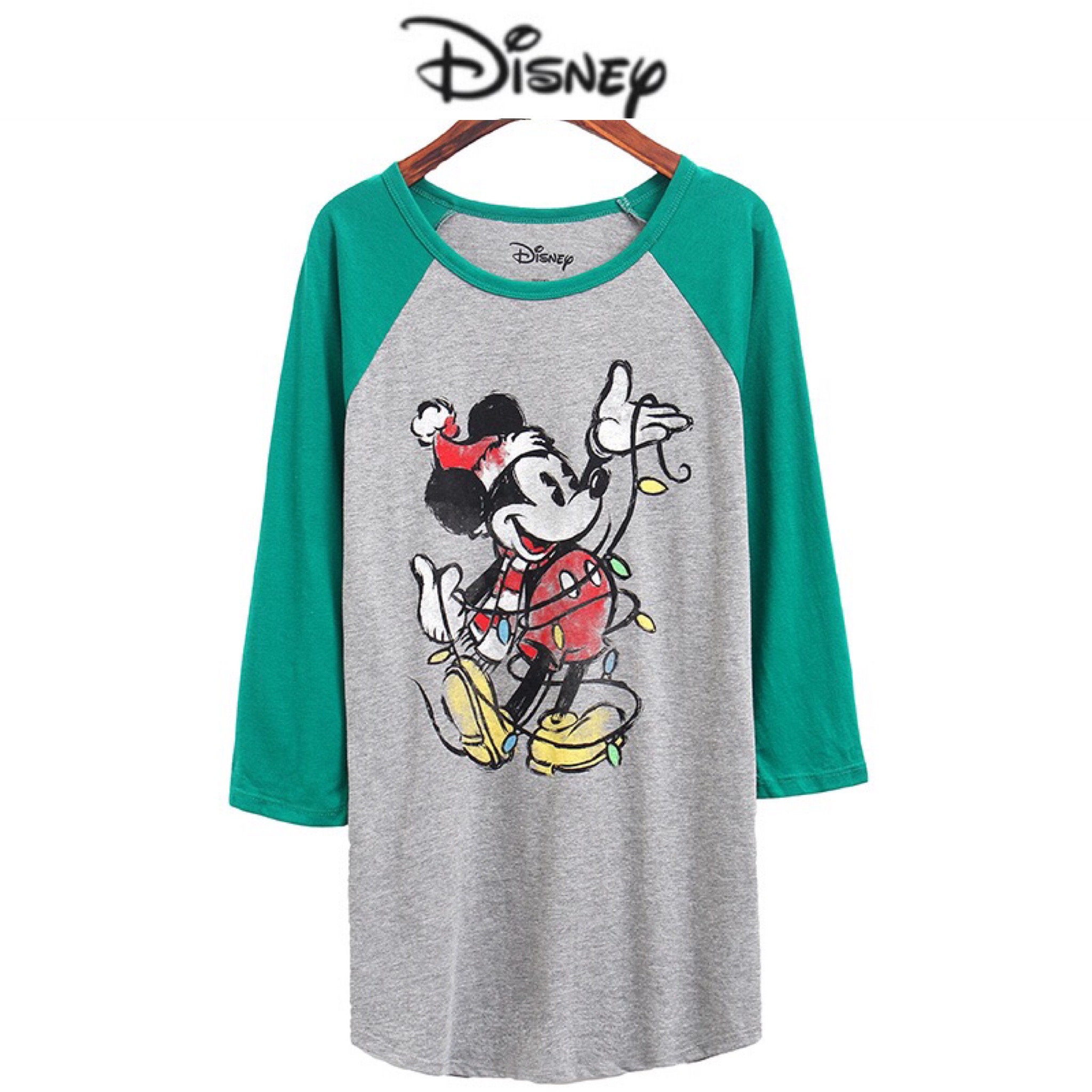 Disney เสื้อยืดคอกลม สีเทาเขียว ลายMickey mouse งานDISNEY แท้ สวยมากคะ สำเนา สำเนา สำเนา สำเนา สำเนา สำเนา สำเนา สำเนา สำเนา เทาเขียว