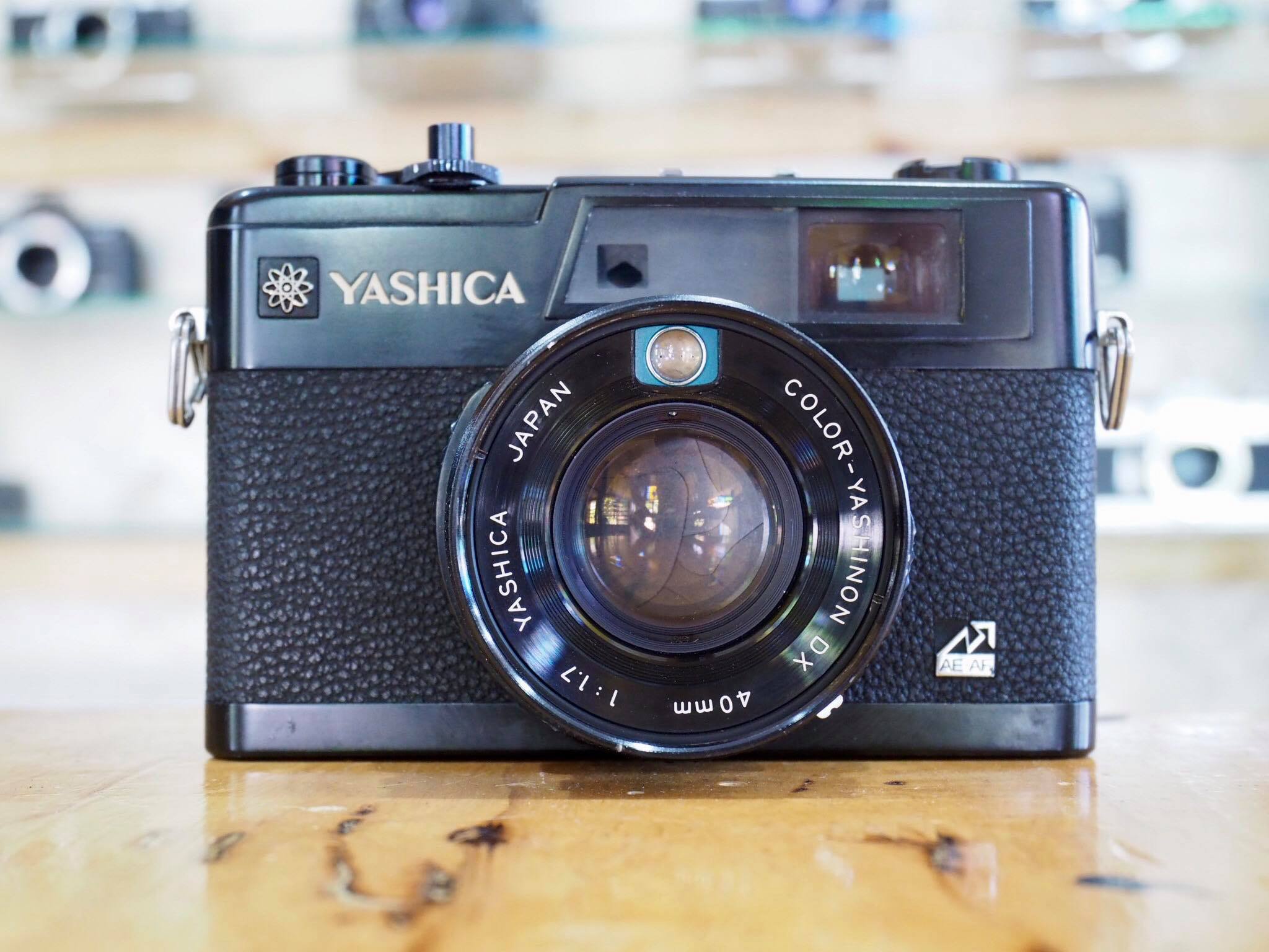 YASHICA ELECTRO 35GX YASHICA COLOR-YASHINON DX 40MM.F1.7