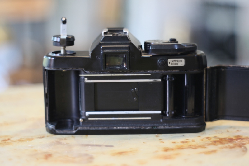 YASHICA FX-3 TOPMAN MC ZOOM/C-MACRO 35-70MM.F3.5-4.5