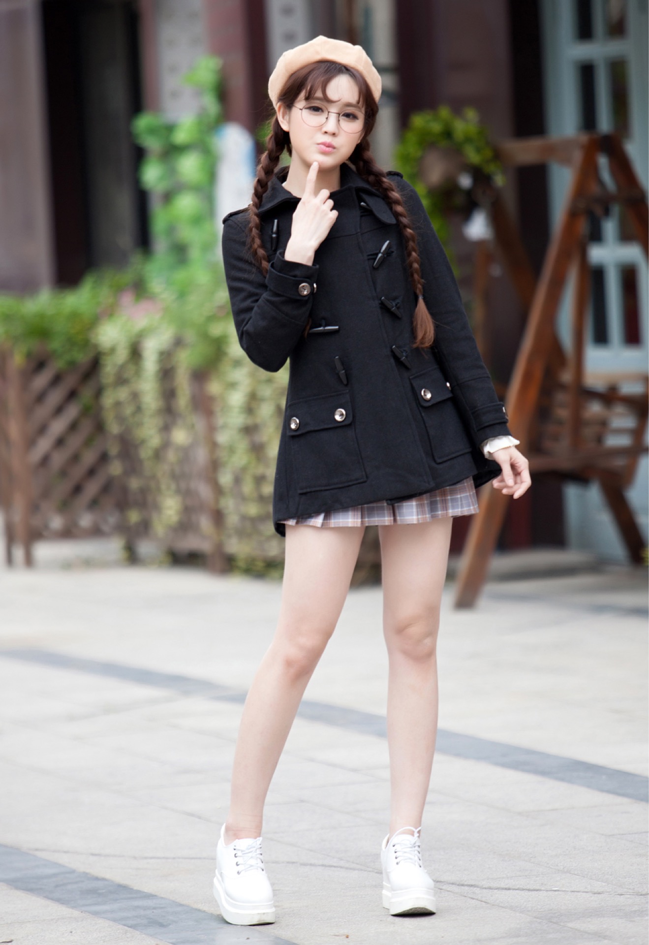 เสื้อคลุม โค้ทเดรส สักหลาด สีดำ โค้ทกระโปรง แบรนด์เนมESTHER WOMAN แท้100% เนื้อผ้าสักหลาดสีดำ แต่งกระดุมเงิน แบบสวย น่ารัก แนวญี่ปุ่นมากๆจ้า SIZE S