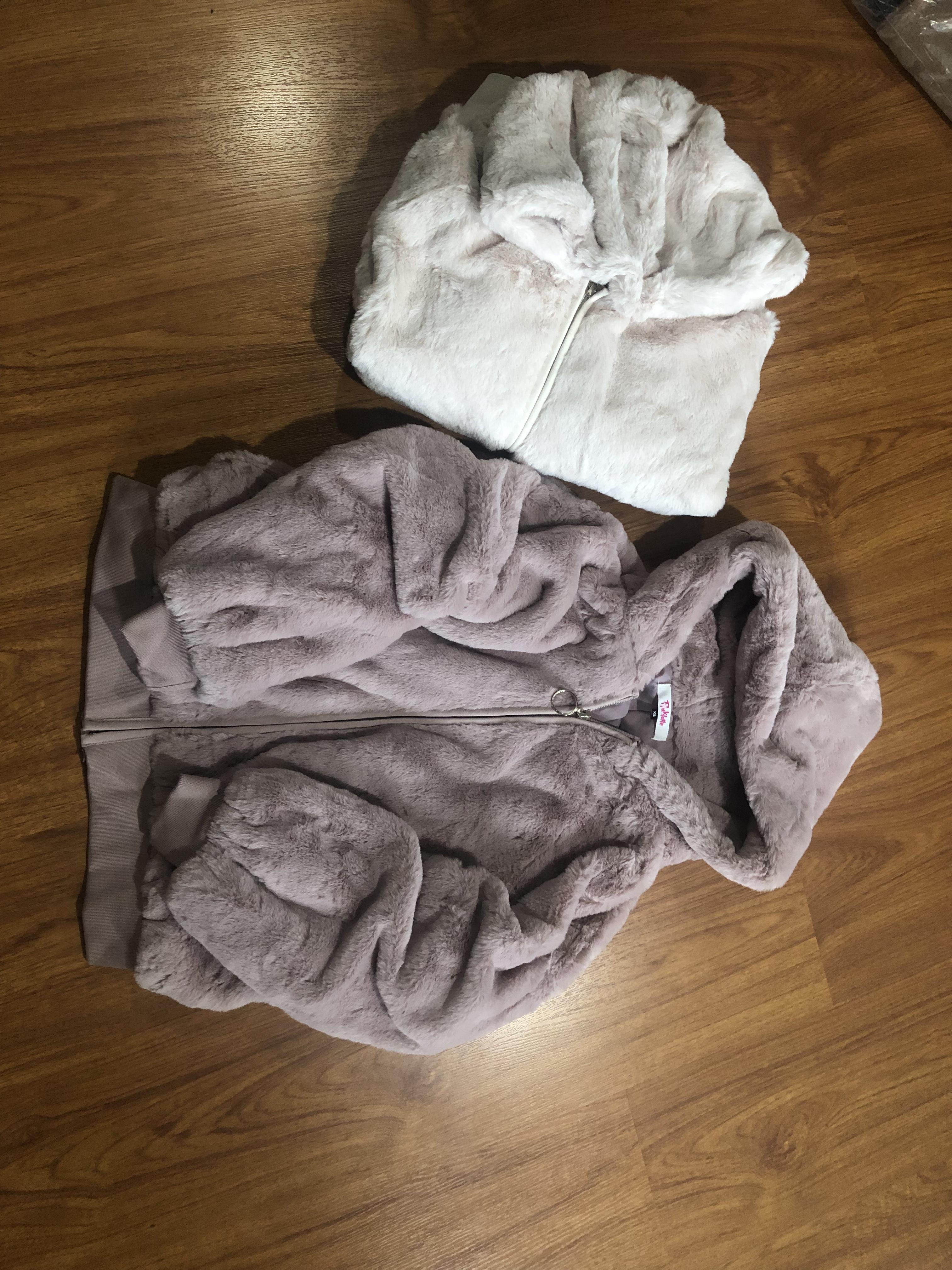 Pink latte เสื้อเฟอร์กันหนาว หมวกฮู้ด เสื้อขน (FLUFFY COAT ) แบรนด์ Pink latte