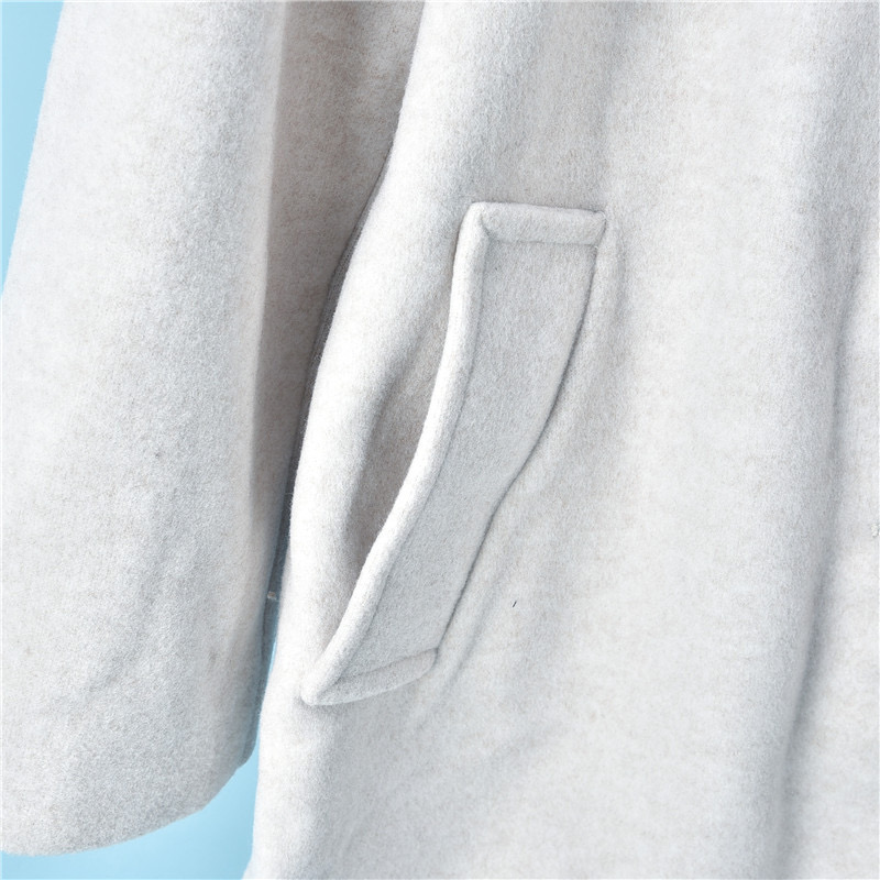 เสื้อโค้ดกันหนาว เสื้อกันหนาว overcoat โค้ทวูล สักหลาด ผสมวูล สีดำ แต่งคอปก กระดุมสองแถว แบรนด์ATCHING สำเนา สำเนา สำเนา สำเนา สำเนา ดำ