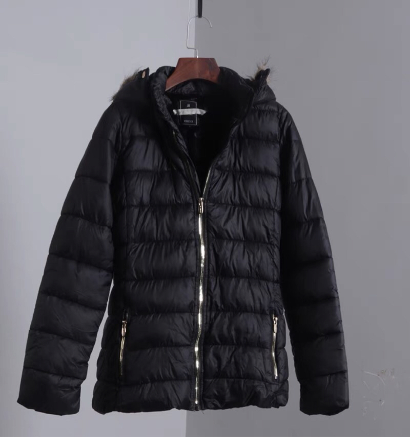 D by design เสื้อกันหนาว เสื้อฮู้ดเฟอร์ บุนวมอุ่น แบรนด์ D by design (padded puffer ดำ