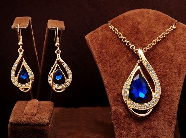 Set เครื่องประดับเข้าชุด สร้อยคอ พร้อมต่างหู ระย้า สร้อยคอ ห้อยจี้เพชร Blue Sapphire สีน้ำเงิน เพชรหยดน้ำสุดหรู ใส่ออกงาน เพชร CZ 970966_1