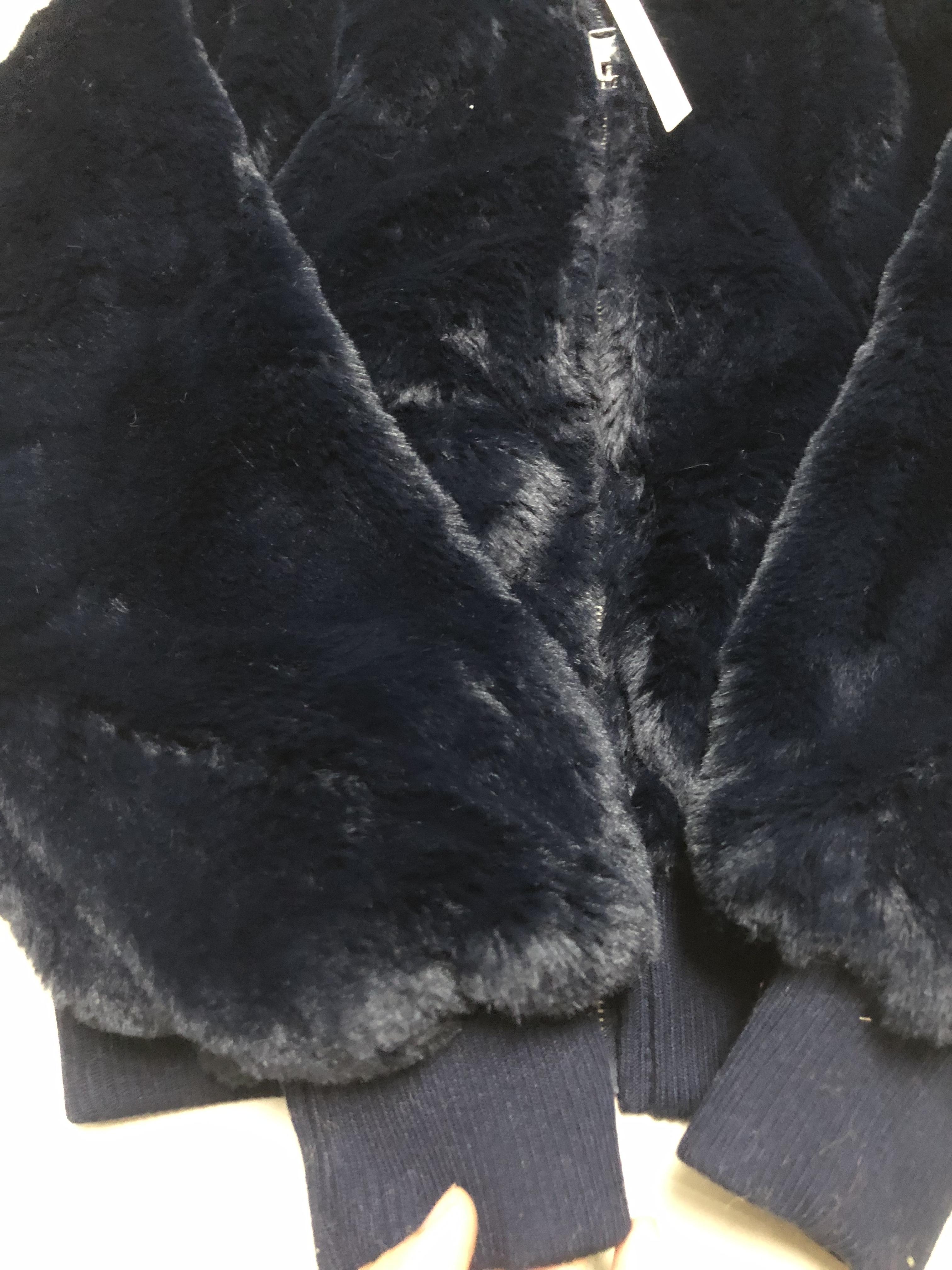 เสื้อเฟอร์กันหนาว หมวกฮู้ด เสื้อขน (FLUFFY COAT) แบรนด์ LOVE TREE