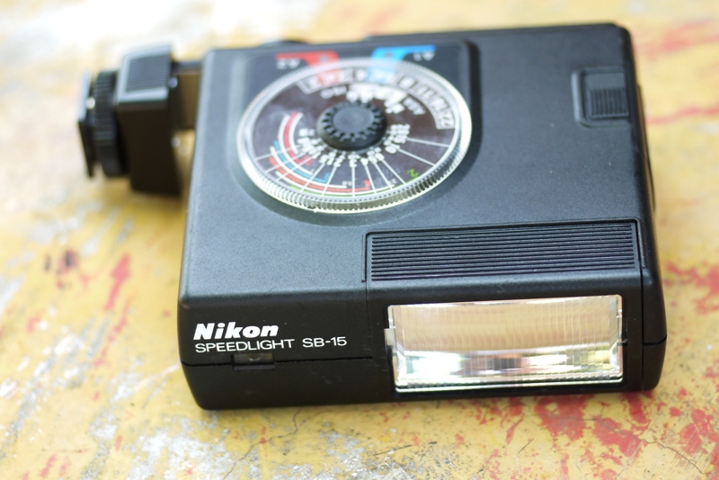NIKON SPEEDLIGHT SB-15