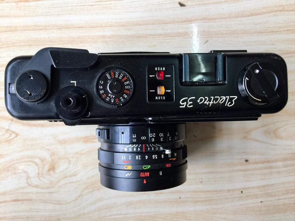 YASHICA ELECTRO 35GT YASHINON-DX 45MM. F1.7
