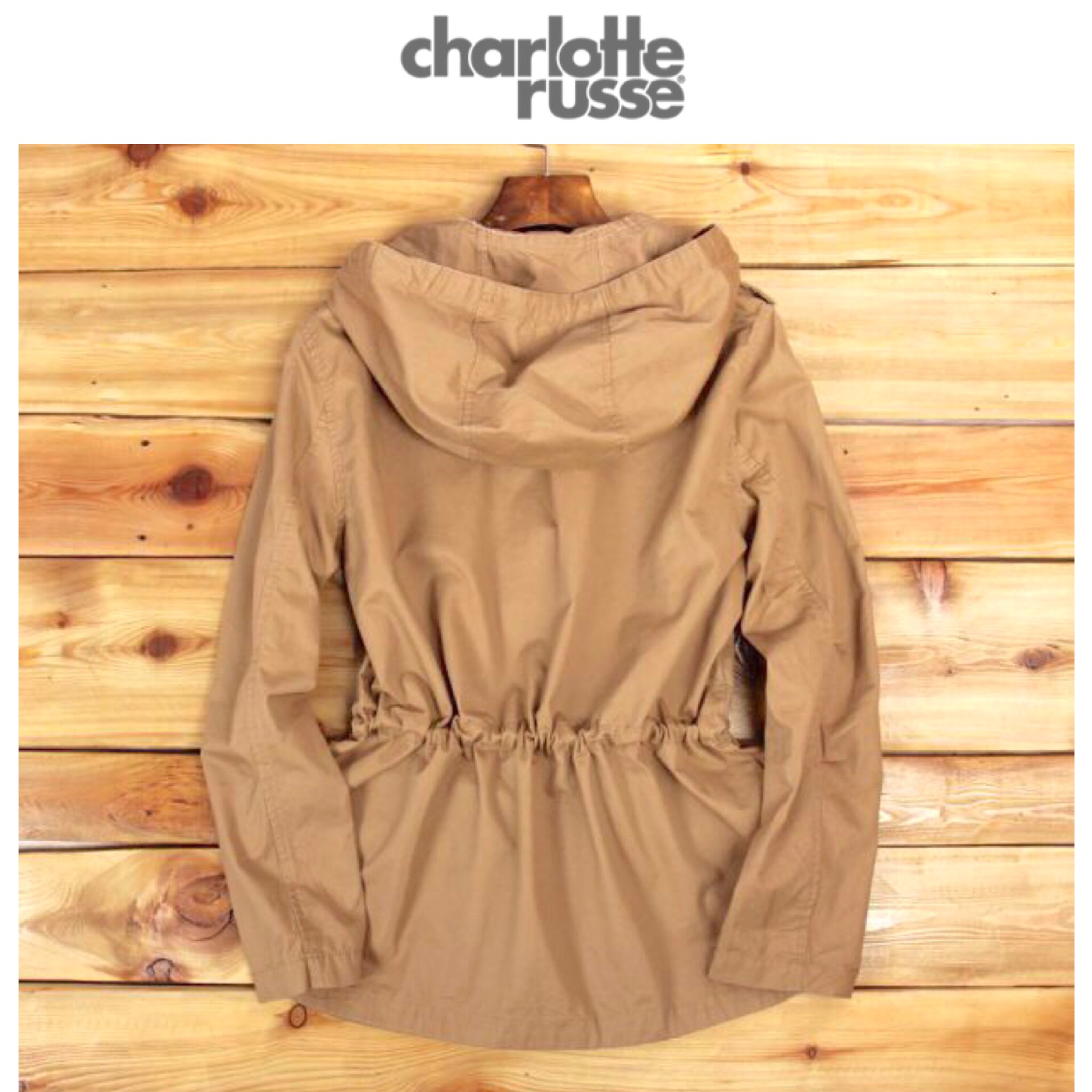 Charlottee russe เสื้อฮู้ดทหาร เสื้อคลุม สีเขียวทหาร หมวกฮู้ด เสื้อปาร์กา แบรนด์ Charlottee russe เสื้อ นอก งานสวย เท่ห์มากคะ เขียว