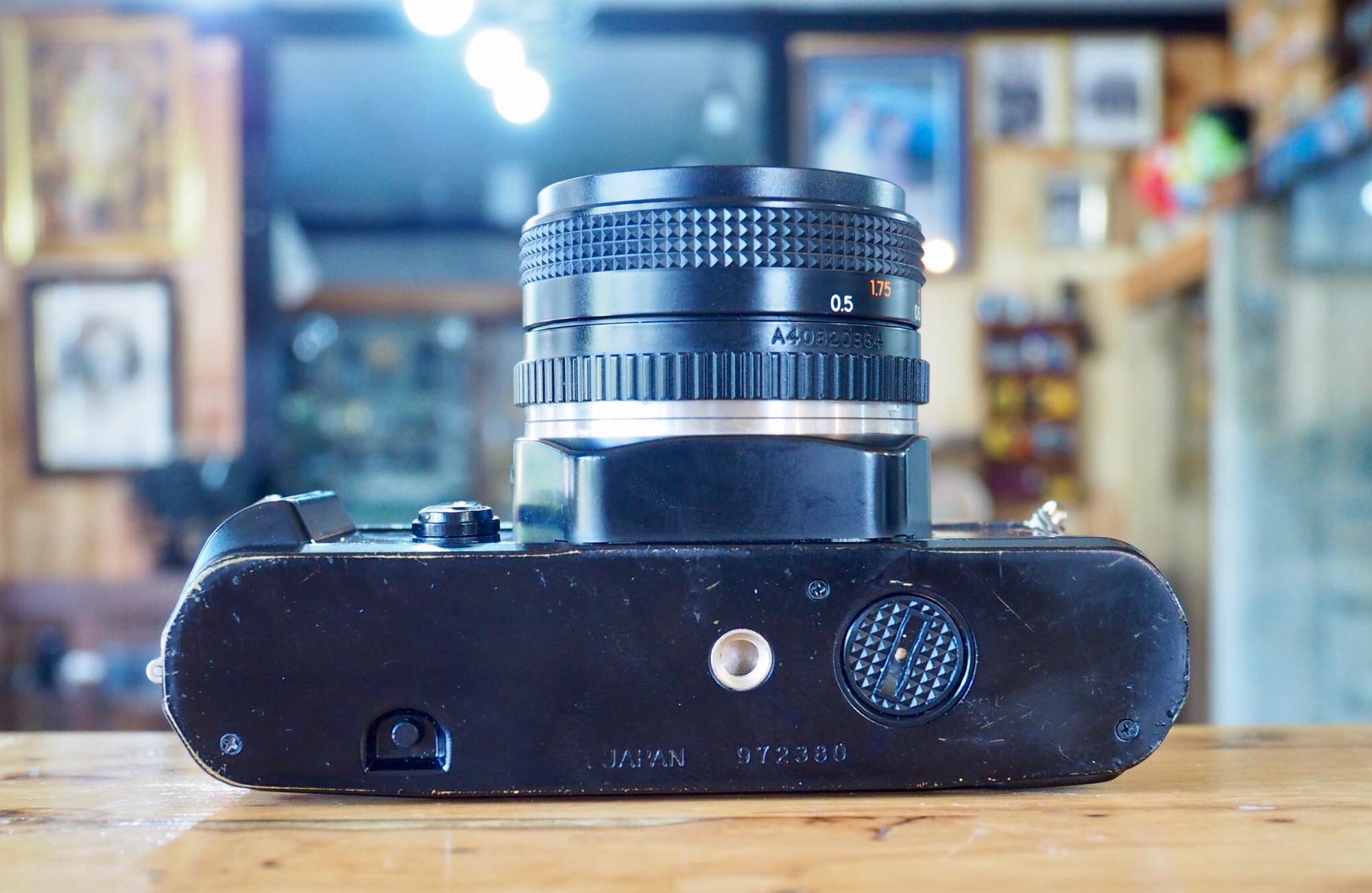 YASHICA FX-3 SUPER YASHICA LENS ML 50MM.F1.9