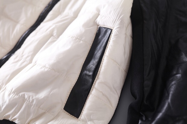 เสื้อกันหนาว แจ็คเก็ตกันหนาว สีทูโทนขาว-ดำ สไตล์ Bomber jacket แต่งแขนหนัง งานสวย แนวๆเท่ห์ๆคะ size L