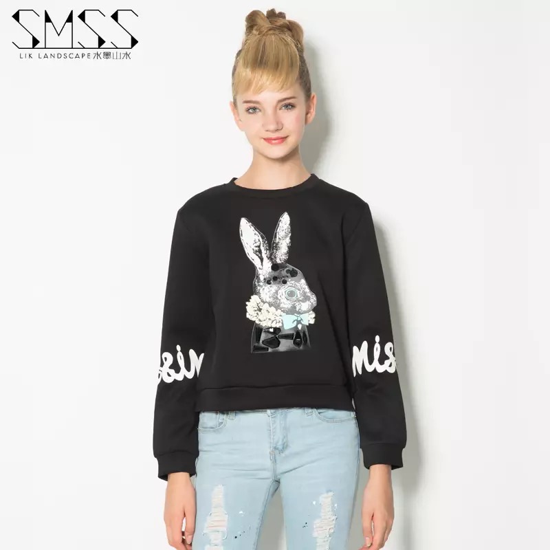 เสื้อกันหนาว เสื้อวอร์ม คอกลม แต่งภาพปริ้นท์กระต่าย เนื้อผ้าวอร์ม เนื้อหนา ละเอียด สวยมากคะ Size S/M/L