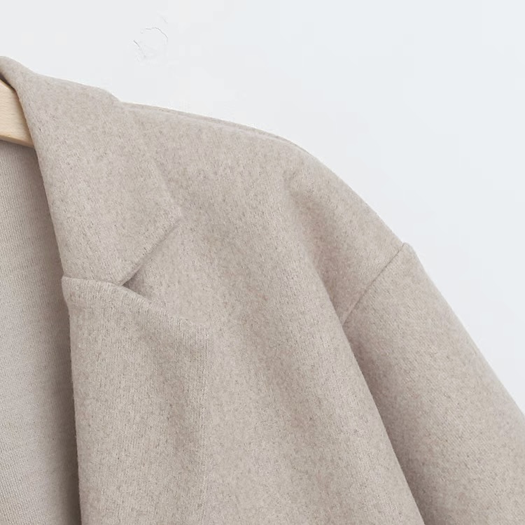 Lutique เสื้อโค้ทวูล Trench coat เสื้อโค้ทเฟอร์ โค้ทสักหลาดสีเบจ แบรนด์ LUTIQUE