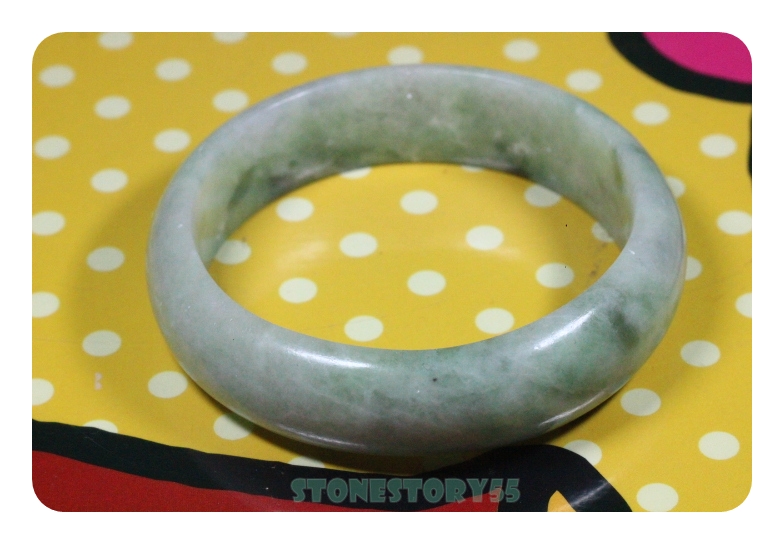 กำไลหยกเนื้อเทียนสวยๆ6.0