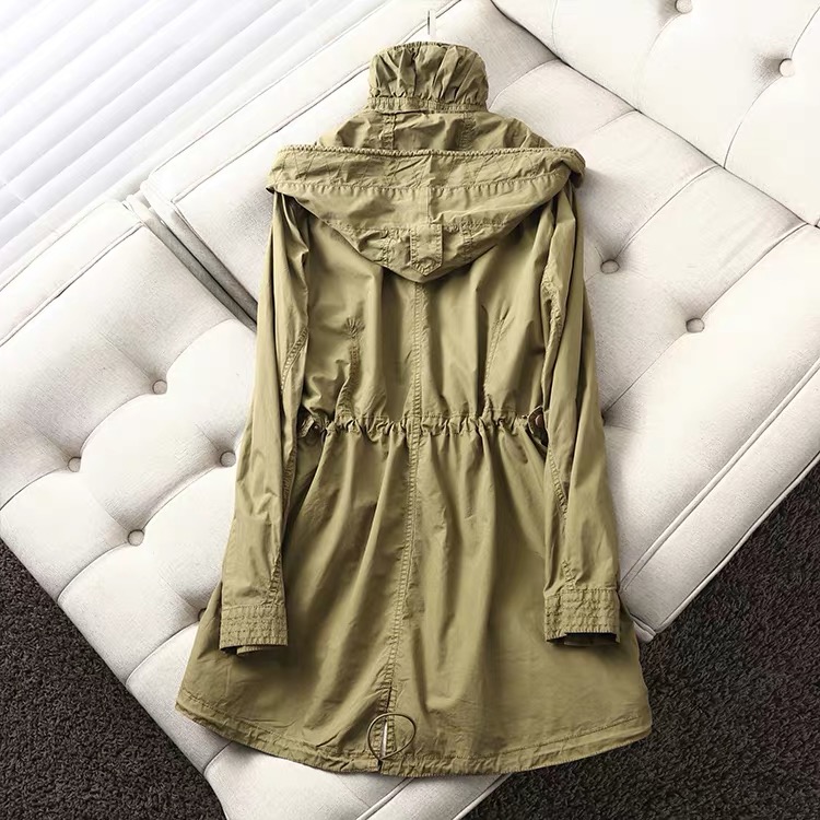 Outerwear Yessica by C&A เสื้อฮู้ดทหาร เสื้อทหาร สีเขียว หมวกฮู้ด เสื้อปาร์กา เสื้อนอก แบรนด์ Outerwear Yessica by C&Aงานสวย เท่ห์มาก คะ Size S/M/L/XL เขียวทหาร
