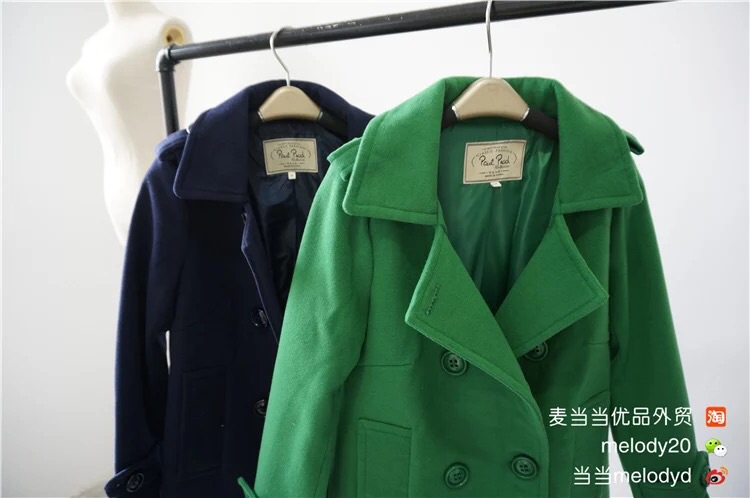 เสื้อโค้ด เสื้อคลุมเสื้อกันหนาว ผ้าสักหลาดสีน้ำเงินเข้ม แต่งกระดุมสองแถบ Size M/L