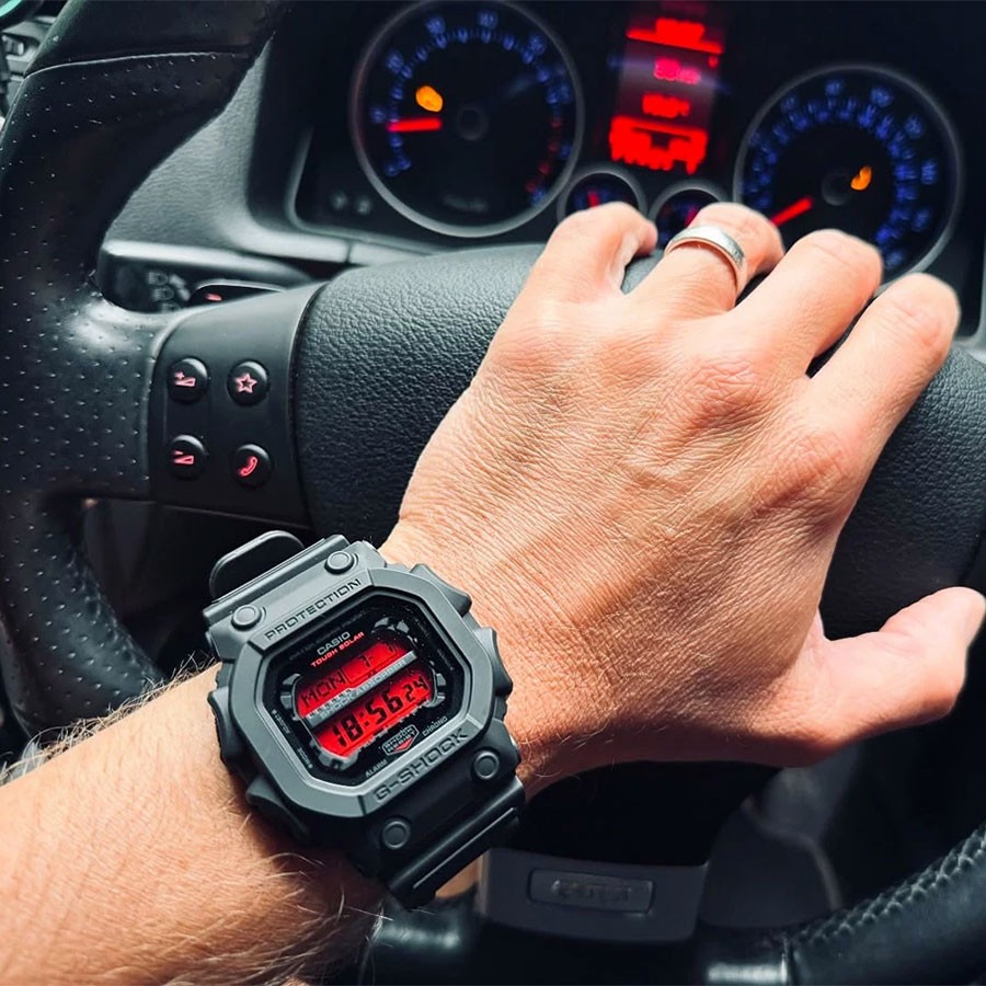 CASIO MID YEAR SALE G-SHOCK นาฬิกาข้อมือ นาฬิกากันน้ำ นาฬิกาของแท้ ประกันศูนย์ CMG 1 ปี รุ่น GX-56BBR-1 นาฬิกาสีดำ