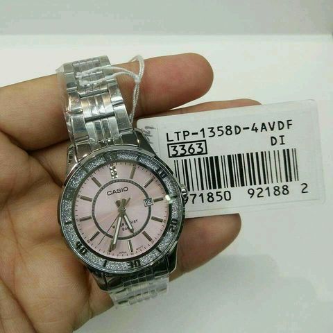 CASIO นาฬิกาคาสิโอ นาฬิกาข้อมือ นาฬิกากันน้ำ นาฬิกาของแท้ ประกันศูนย์ CMG 1 ปี รุ่น LTP-1358D-4A นาฬิกาสีเงิน