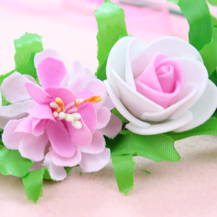 มงกุฎดอกไม้ รับปริญญา