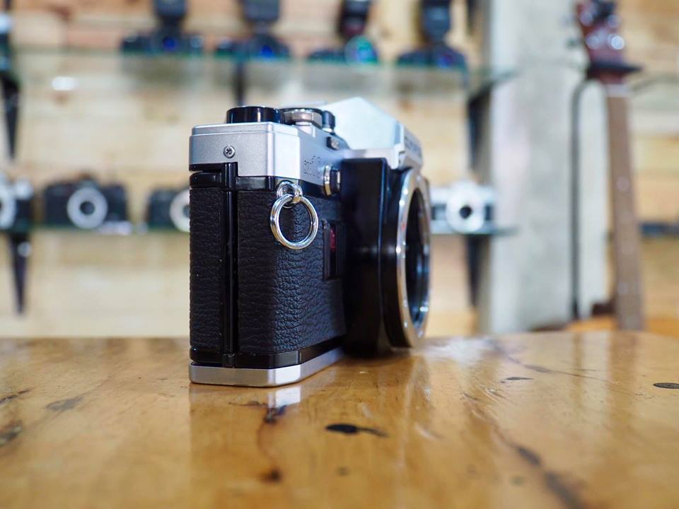 OLYMPUS OM10
