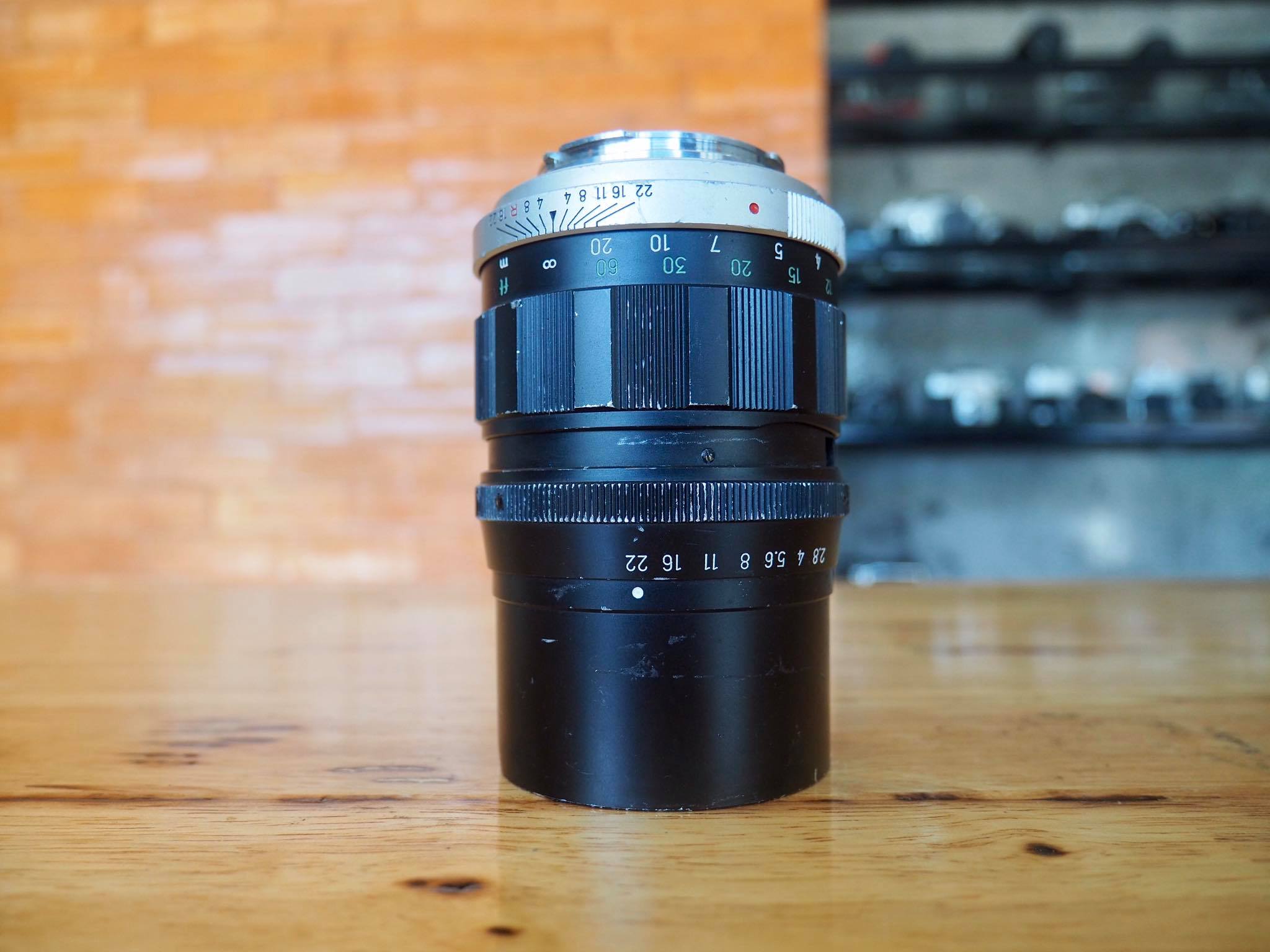 MINOLTA AUTO TELE ROKKOR-PF 135MM F2.8 MD MOUNT