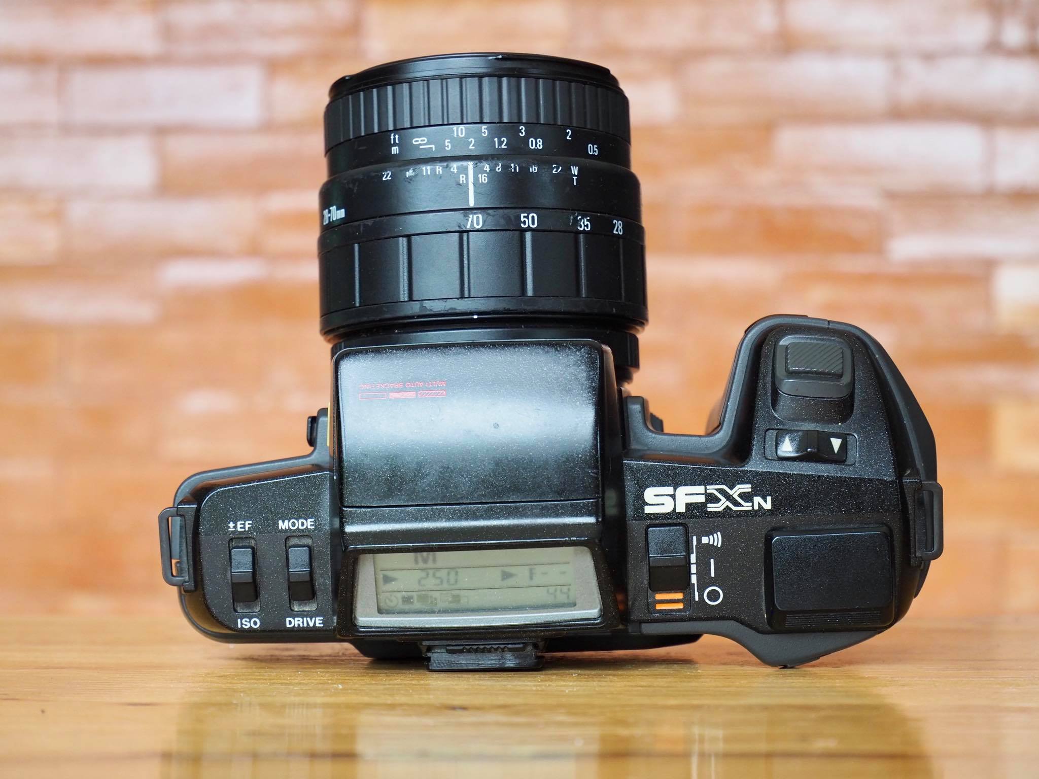 PENTAX SFXN SIGMA UC ZOOM 28-70MM.F2.8-4